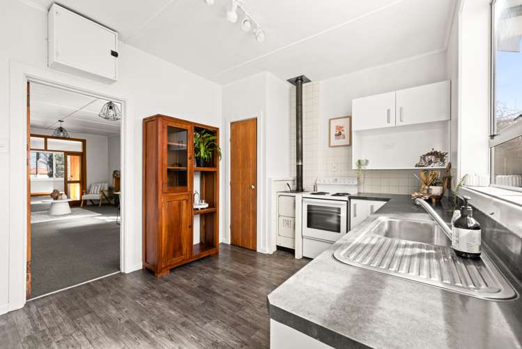 143 Georges Drive Napier South_12