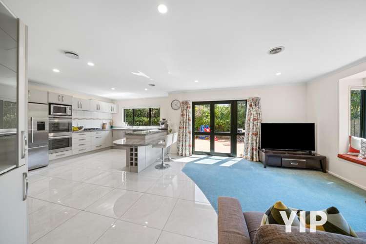 6 Derry Hill Churton Park_6