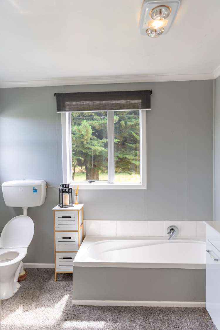 135 Balfour Ardlussa Road Balfour_17