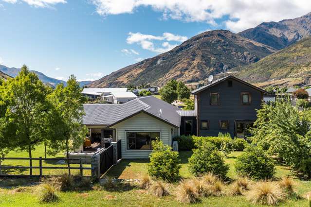 32 Quill Street Dalefield/Wakatipu Basin_1