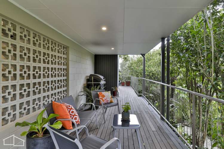 45 Huia Road Titirangi_31