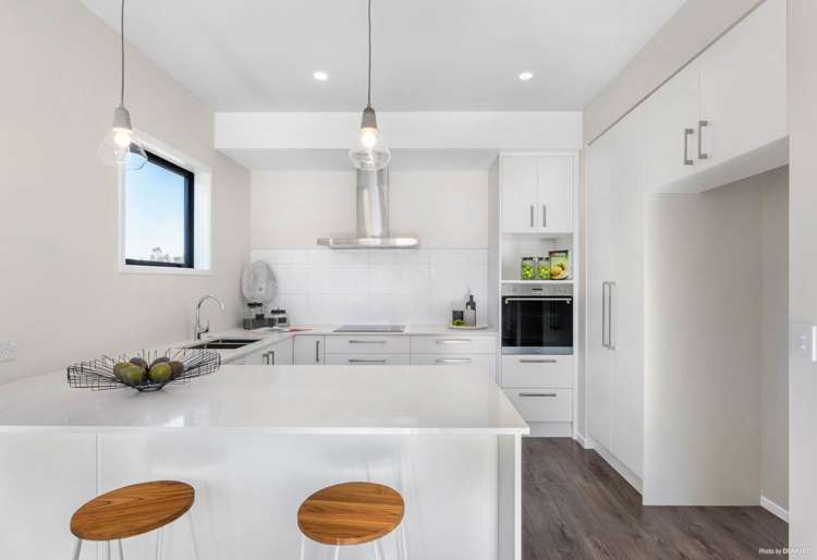 198 Seventh View Avenue Beachlands_7