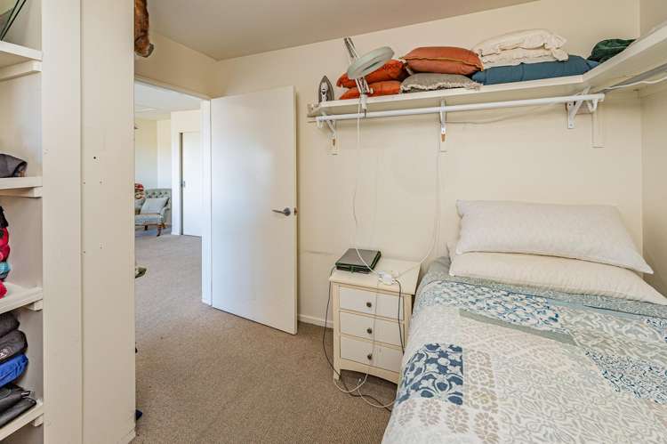 10 Lithgow Drive Otamatea_21