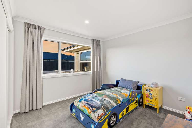 38 Mcquillan Avenue Woodend_18