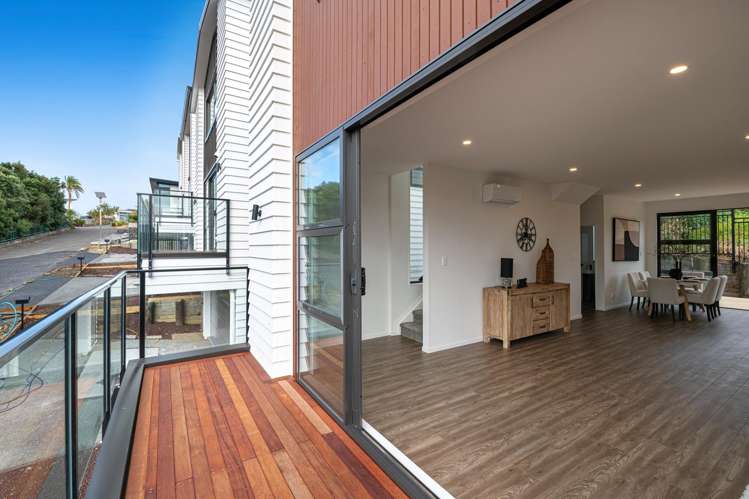 6 Pleasant Way Matakatia_6