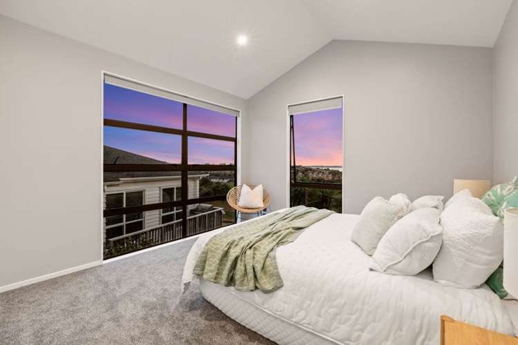 137 Alec Craig Way Gulf Harbour_11