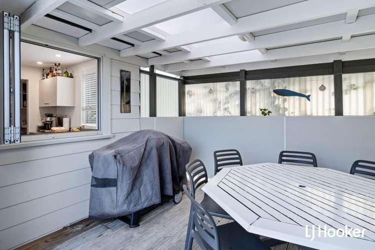 64 Beach Road Waihi Beach_21