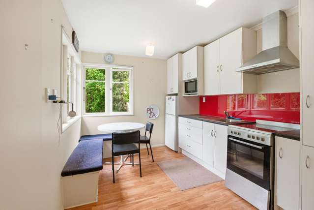 2 Kohutuhutu Road Raumati Beach_2