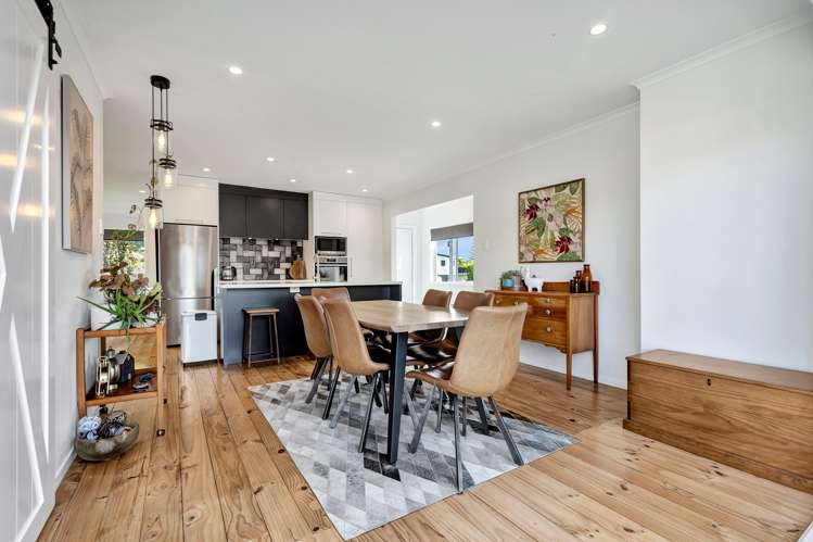 18 Karaka Road Kawakawa Bay_5