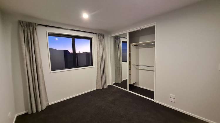 14 Orwell Way Elgin_14