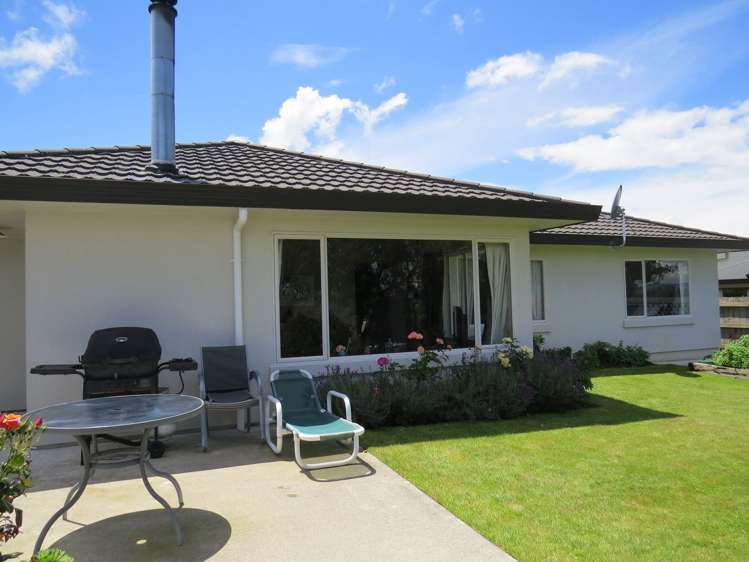 107 Fraser Drive Feilding_15