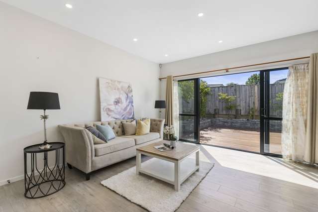 5a Hemsway Place Sunnyhills_3