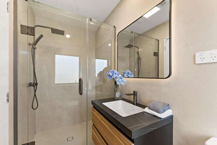 2C Meadway Sunnyhills_20