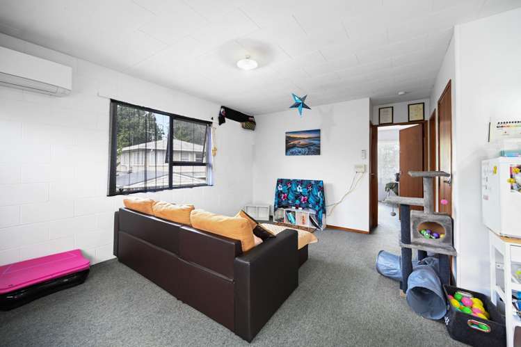 1-6/16 Myrtle Street Hamilton East_6