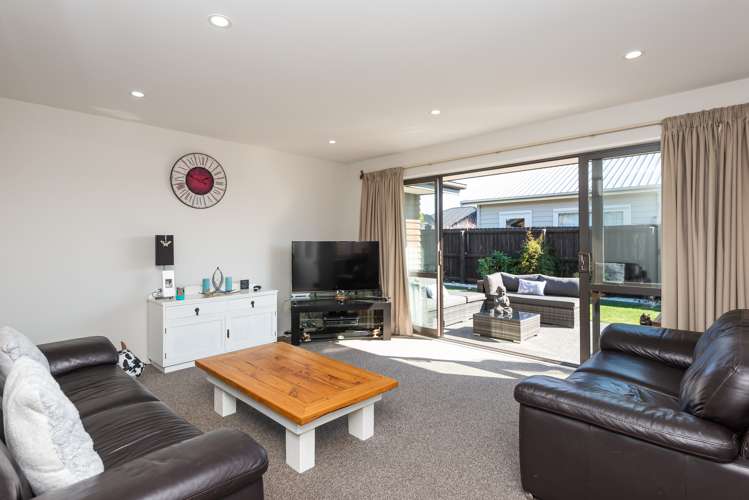 8 Winfield Drive Wigram_3