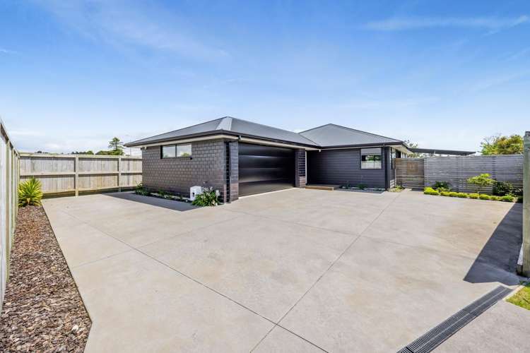 8 Wheki Lane Inglewood_4