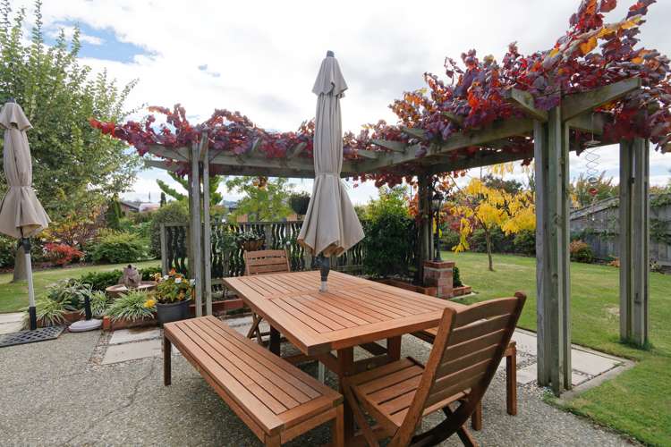 38 Hollybush Drive Brightwater_17