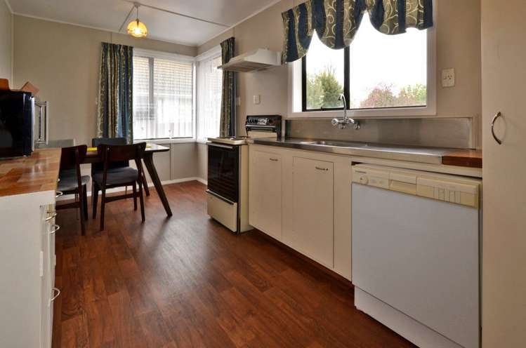 17 De Havilland Street Hornby_1