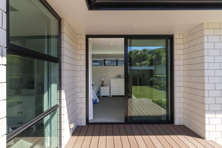 10 Mackillop Way Brooklands_10