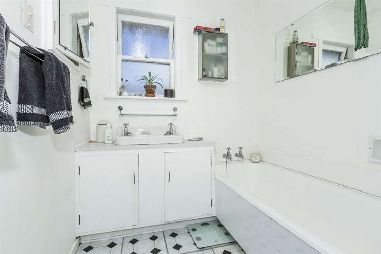 1 Ngataringa Road Devonport_18