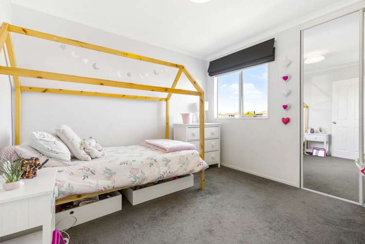 4 Rene Way Huntington_12