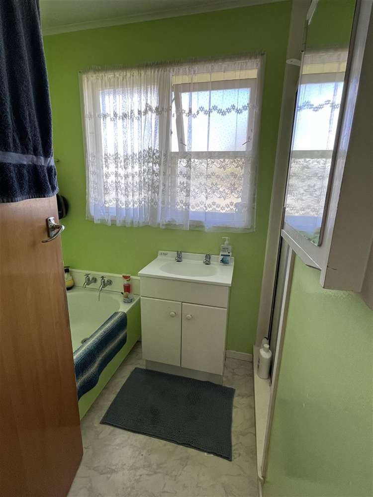 17 Pohutukawa Drive Murupara_12