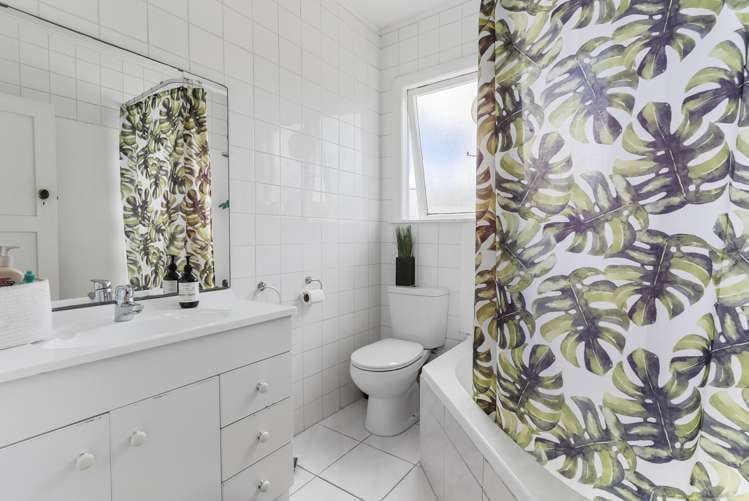 74 Larchwood Avenue Westmere_7