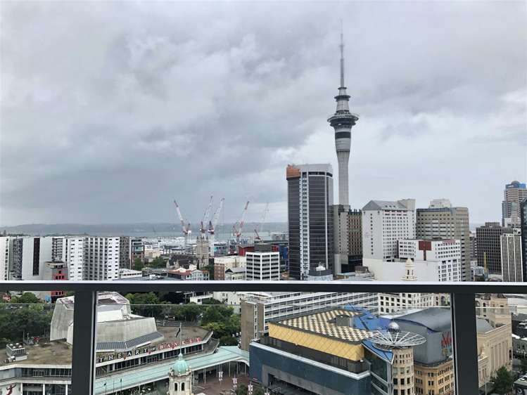 2106/8 Airedale Street_0