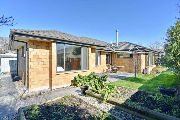 29 Glastonbury Drive Burwood_28