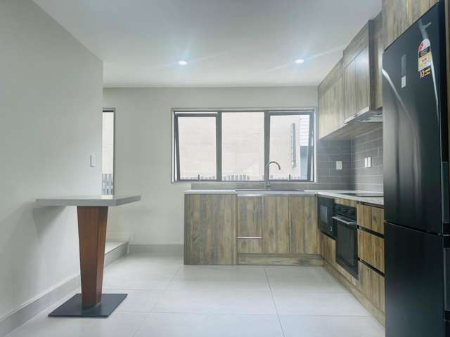 3/243 Mount Albert Road Wesley_1