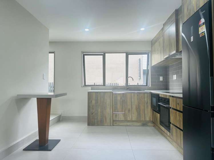 3/243 Mount Albert Road Wesley_1