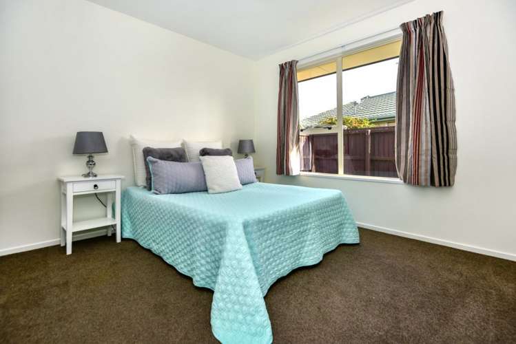 1/36 Kintyre Drive Broomfield_16