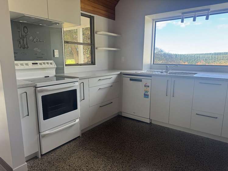 2200A State Highway 2 Pukehina_2