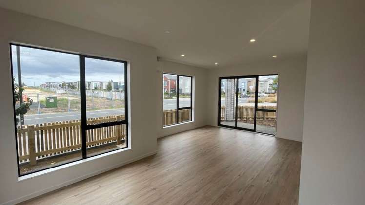 133 Clark Road Hobsonville_9