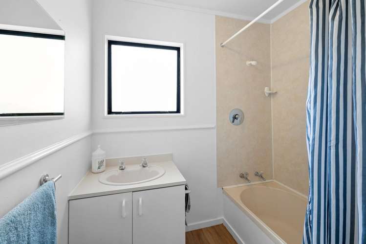 40 Poplar Grove Whalers Gate_19