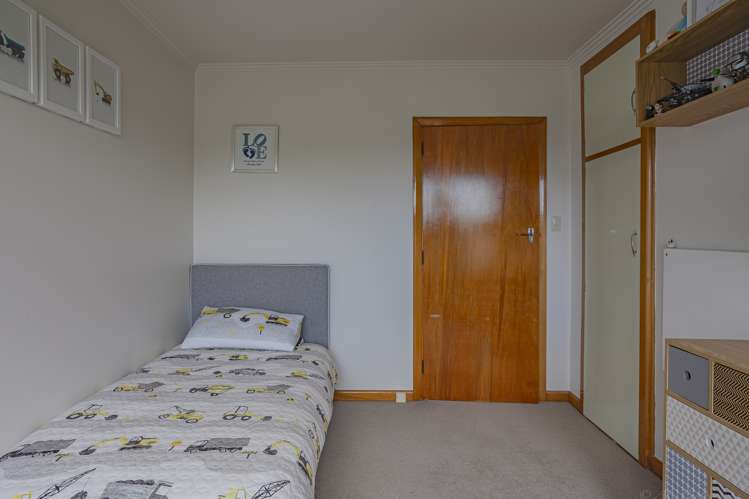 20 Grants Road Marchwiel_13