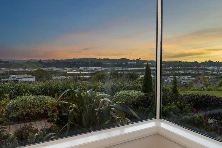 30 Broadwater Close Pyes Pa_15