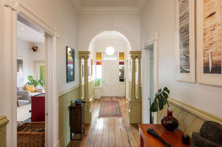 220 North Road North East Valley_11