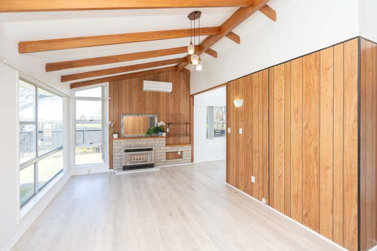 76 Saxbys Road Deanwell_9