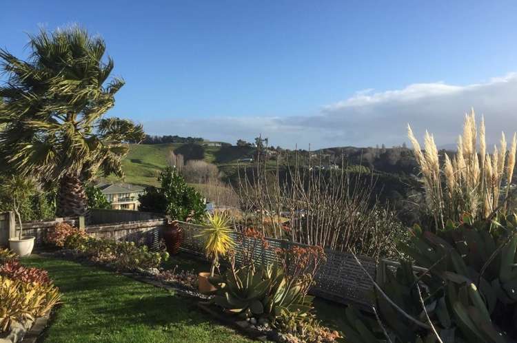 11 Aurora Avenue Welcome Bay_19