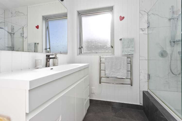 6 Primrose Place Manurewa_9