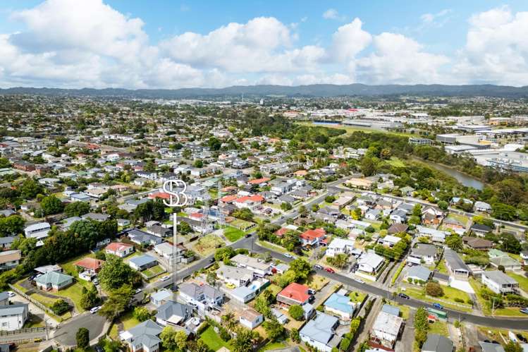 16 Paton Avenue Te Atatu South_30