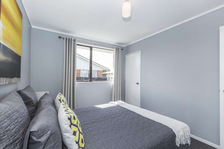 2/37 President Avenue Papakura_14