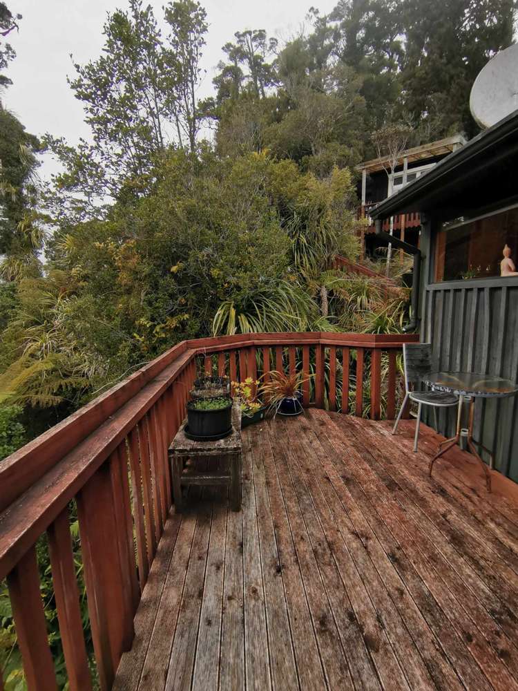 1 Cemetery Road Westland Surrounds_10