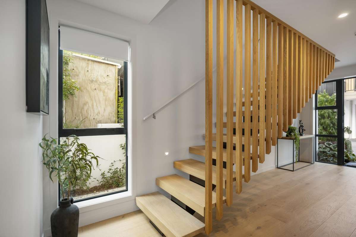 11 Memorial Way_1