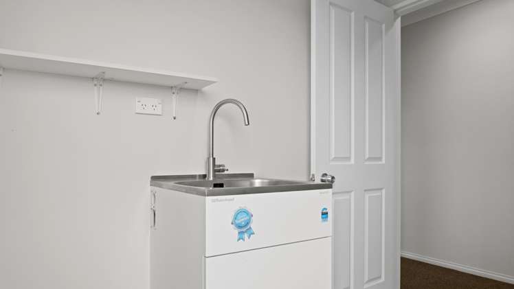 6 Chadlington Avenue Henderson_16