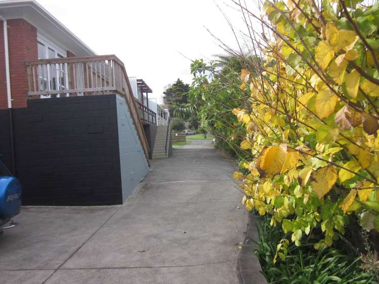 4/420 Beach Road Mairangi Bay_17