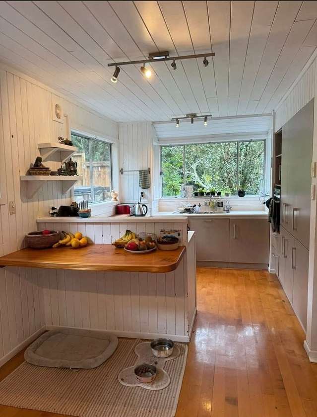 112 Victory Road Laingholm_2