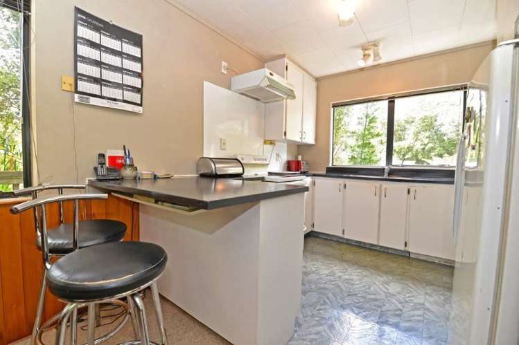 2/16 Ayrton Street Te Atatu South_8