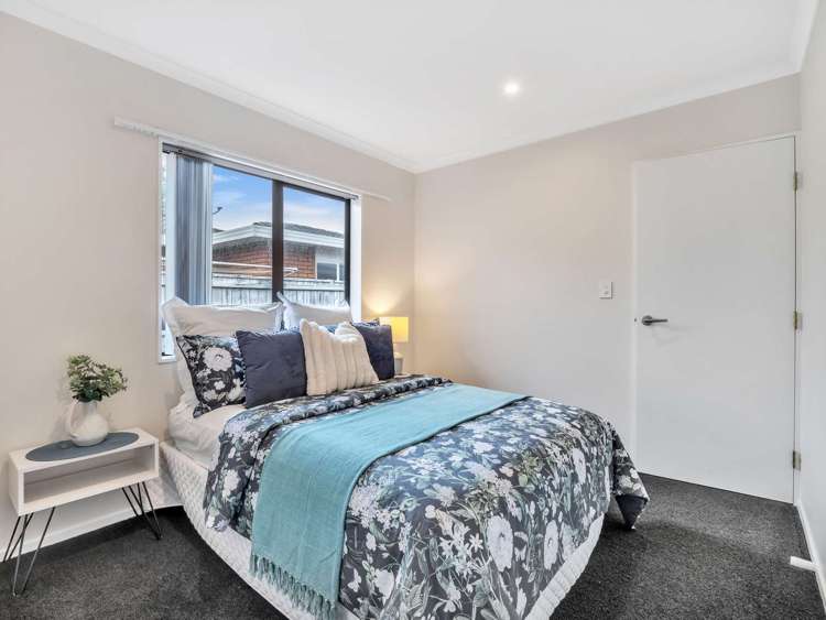 1 Loader Place Tawhero_20